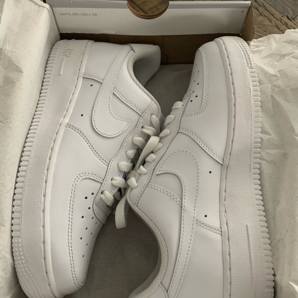 Nike Air Force 1  ‘07